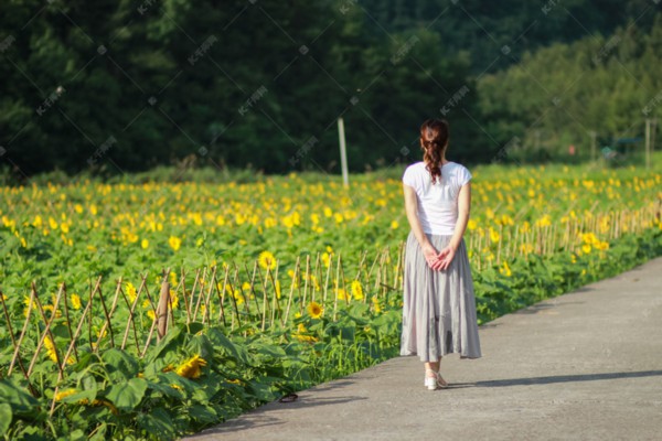 武汉爱桑拿板吊顶，打造温馨养生空间